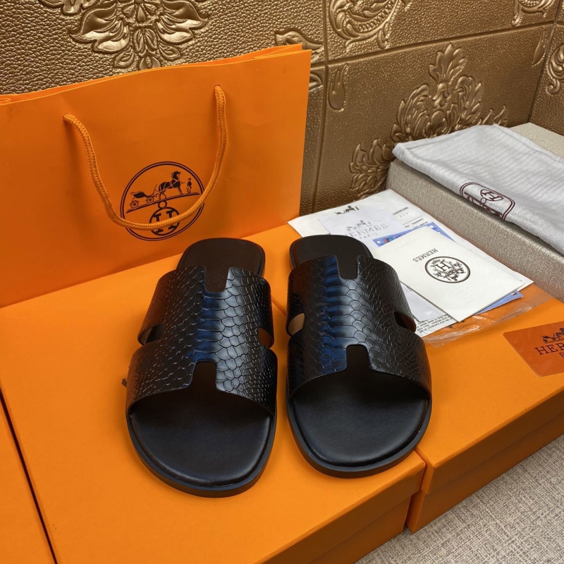 H**mes slippers